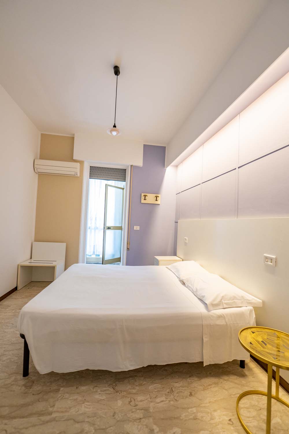 Gli interni della camera dell'Hotel Altamira